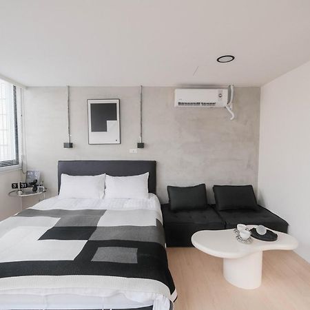 Apartmán 七七漫旅 Seven77 Tchaj-nan Exteriér fotografie